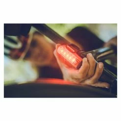 Éclairage Arrière Lezyne Strip Drive Pro -VTT Soldes 1 LED 22R V311 2