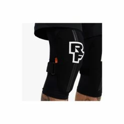 Genouillère Race Face Indy Stealth 2022 9 Genouillère Race Face Indy Stealth 2022 -VTT Soldes RFAAINDYUSTE02 1 2