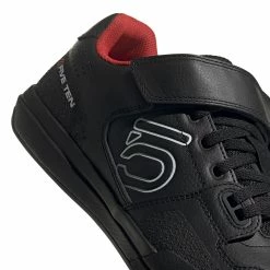 Chaussures Adidas Five Ten Hellcat 16 Chaussures Adidas Five Ten Hellcat -VTT Soldes adidas fw3756 8 footwear photography detail view 1 white 000