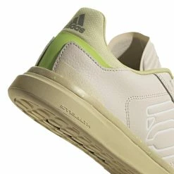 Chaussures VTT Femme Adidas 130 Five Ten Sleuth DLX Mountain Bike 16 Chaussures VTT Femme Adidas 130 Five Ten Sleuth DLX Mountain Bike -VTT Soldes adidas gw5448 10 footwear photography detail view 3 white 000