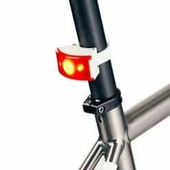 Éclairage Vélo Arrière Led USB Bookman Curve 6 Éclairage Vélo Arrière Led USB Bookman Curve -VTT Soldes bookman 720077 1
